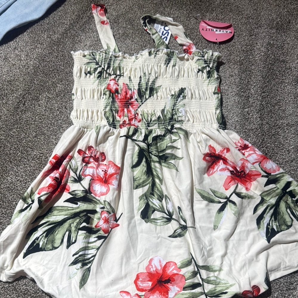 Derek Heart Floral Print Tank Top
